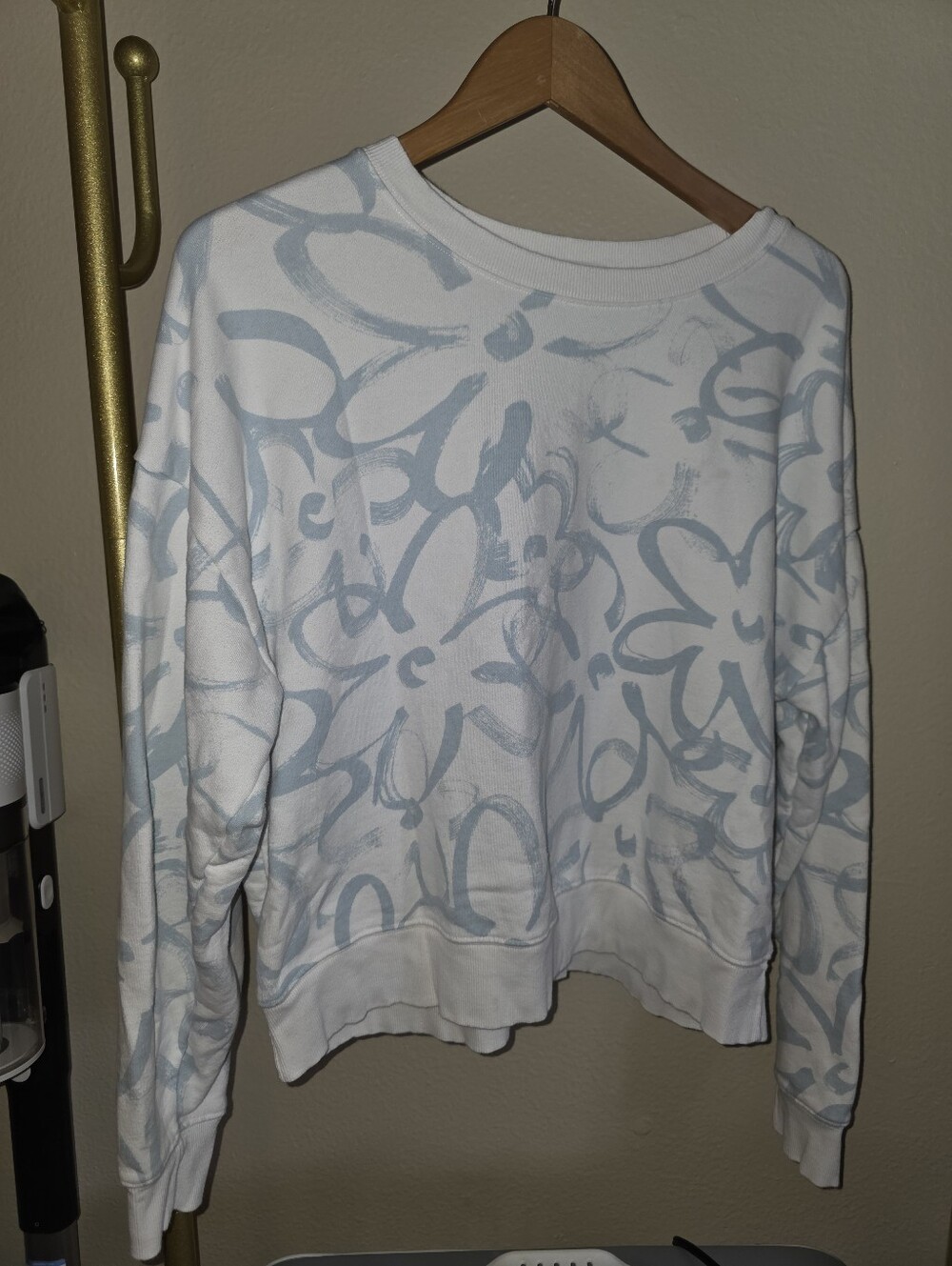 Anthropologie Maeve heart printed sweatshirt Size Large - Picture 2 of 9